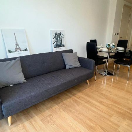 Canary Luxury Modern 1 Bedroom Apartment Londres Extérieur photo